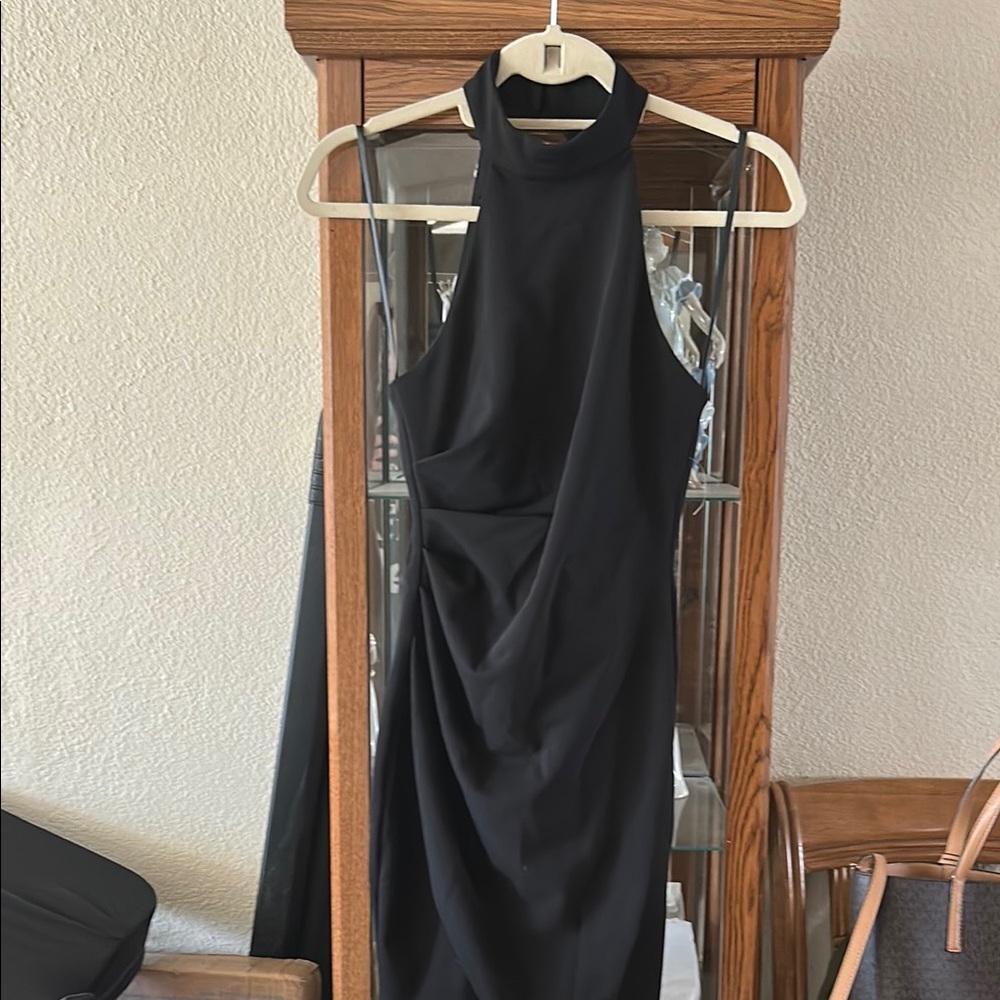 Elegant Black Sleeveless Dress